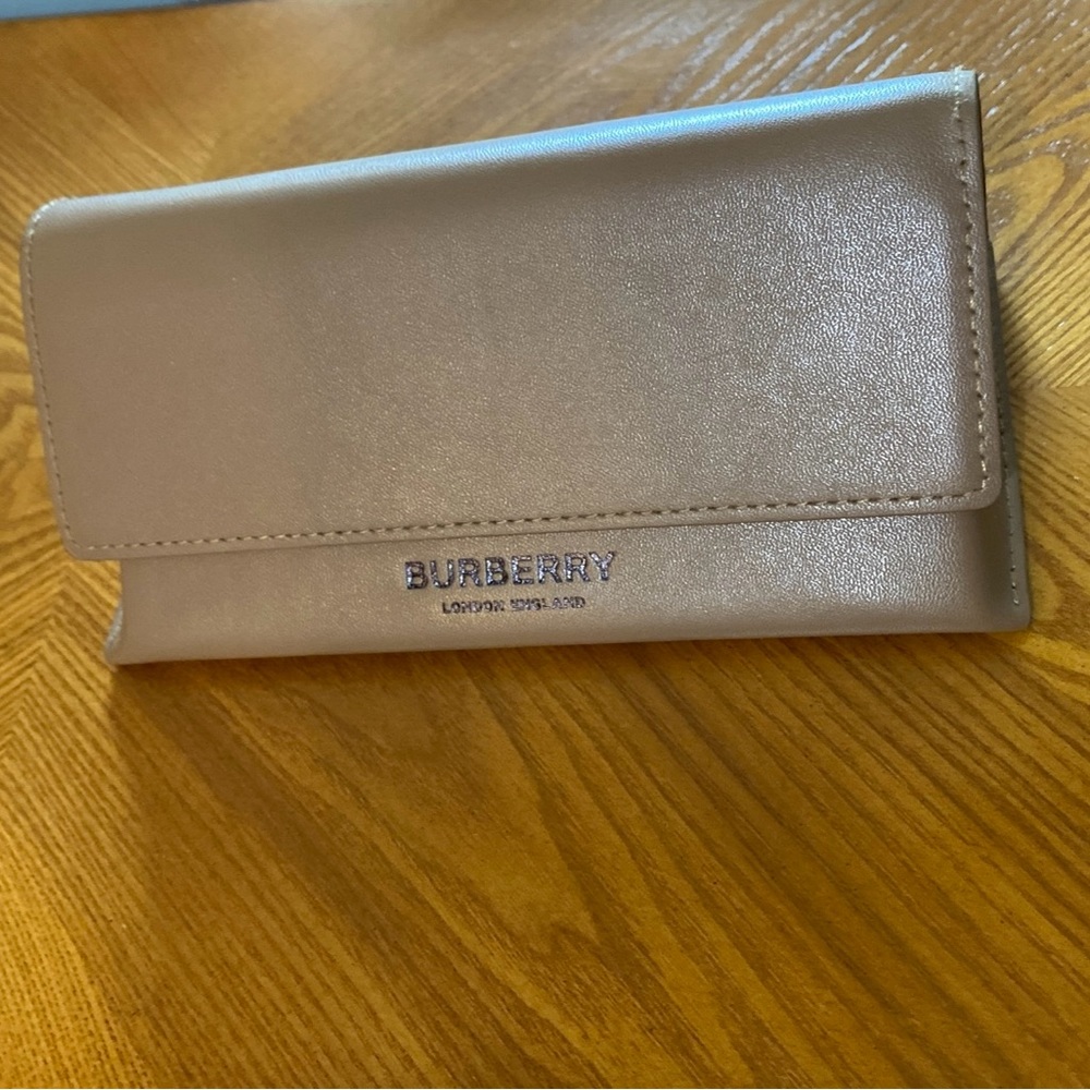 Burberry Camel Brown Soft Leather Eyeglasses Sunglass Case